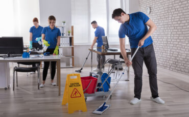 Top Tips for Keeping Your Office Clean and Productive