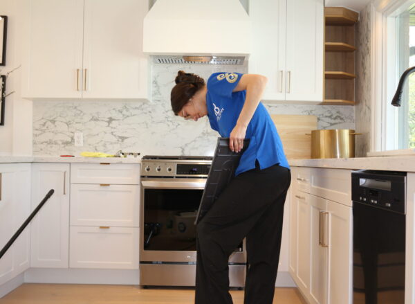 Quick Cleaning Hacks for Busy People